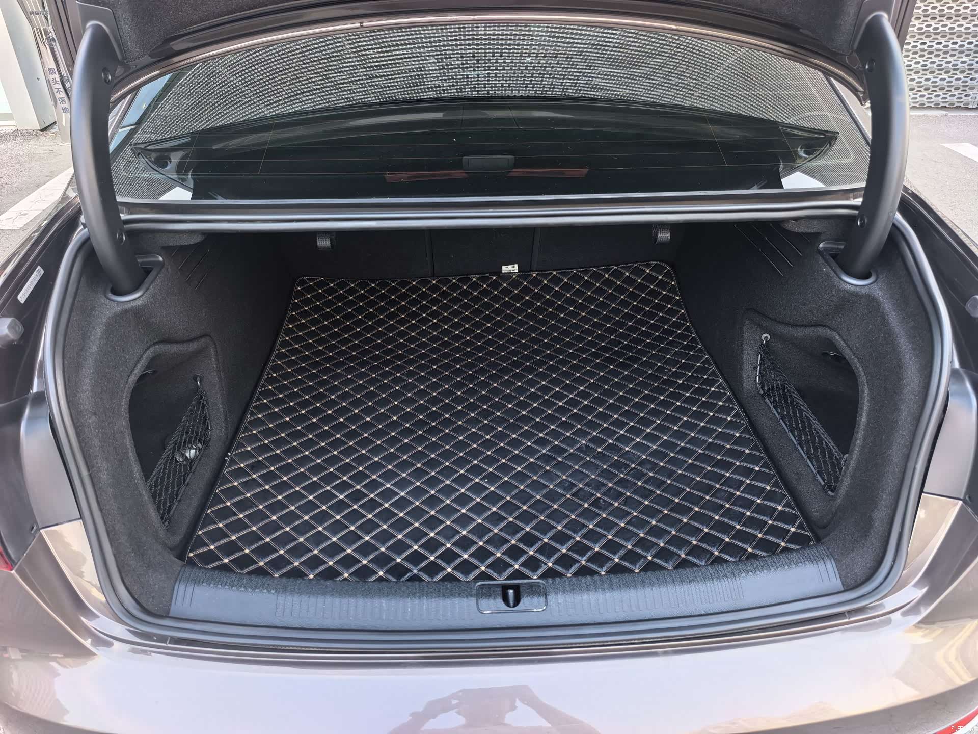 Audi A4L, 2017 19