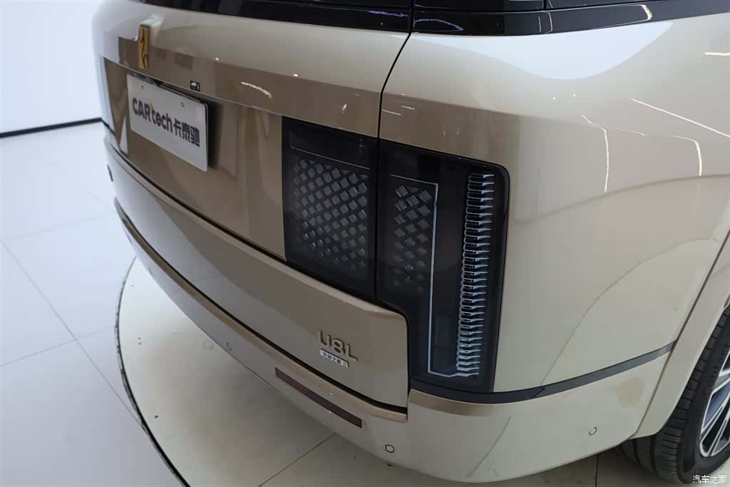 Yangwang U8, 2026 11