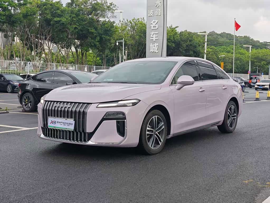 Roewe M7 DMH
