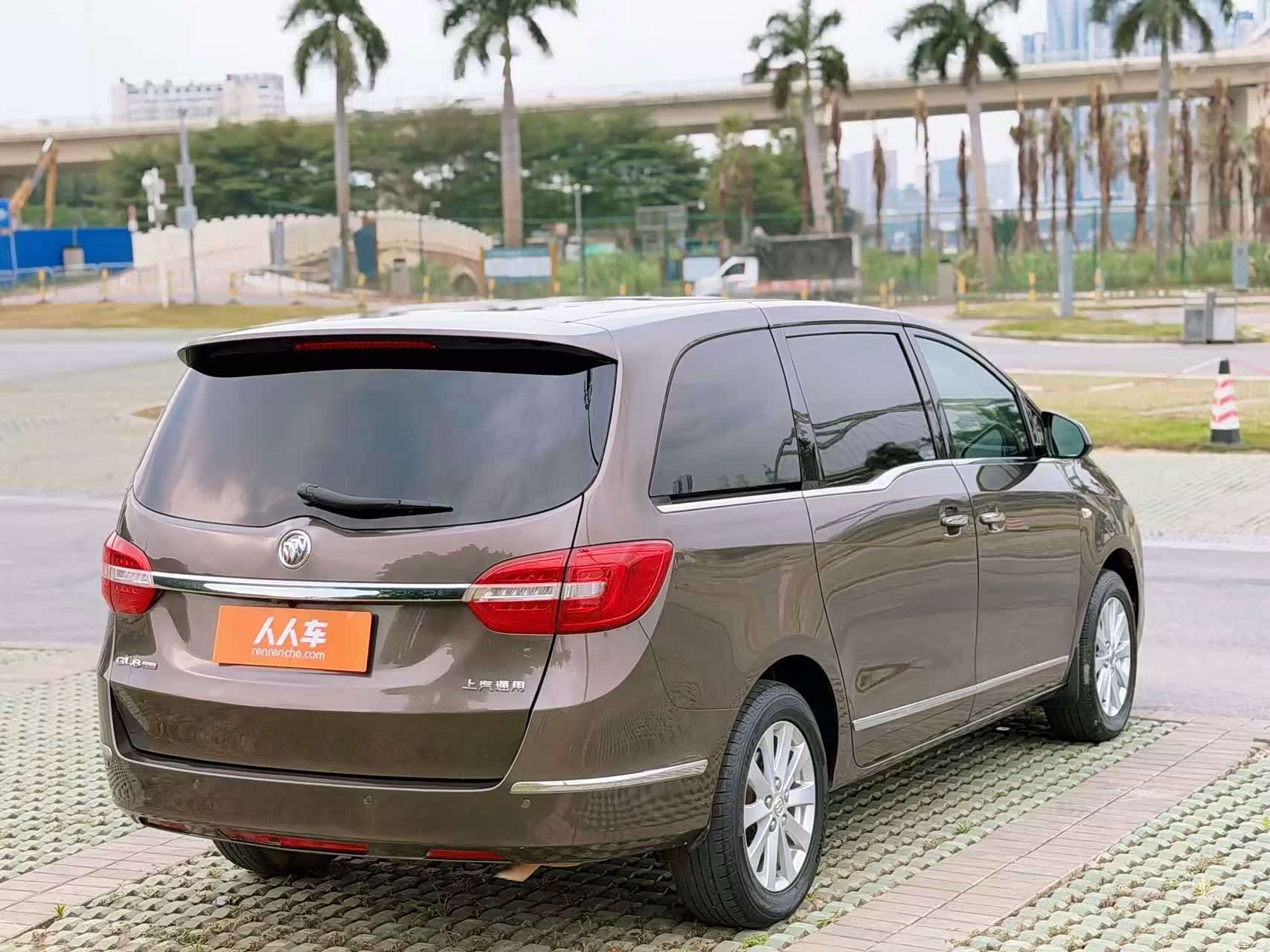 Buick GL8, 2018 6