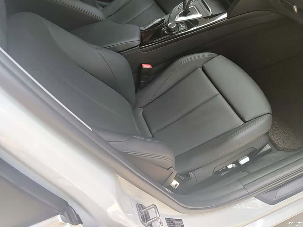 BMW 3 Series, 2018 25