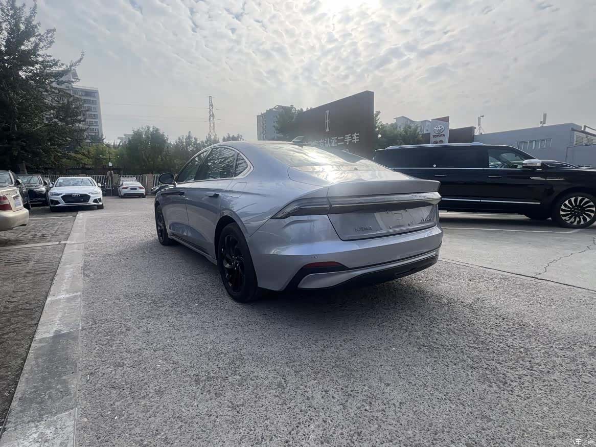 Lincoln Z, 2024 все фото