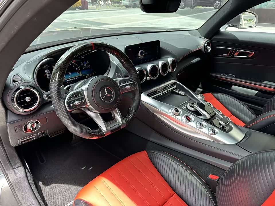 Mercedes-Benz AMG GT