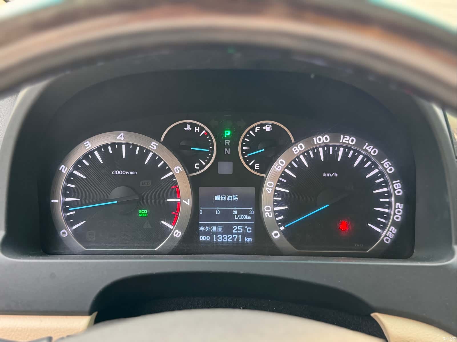 Toyota Alphard, 2012 16