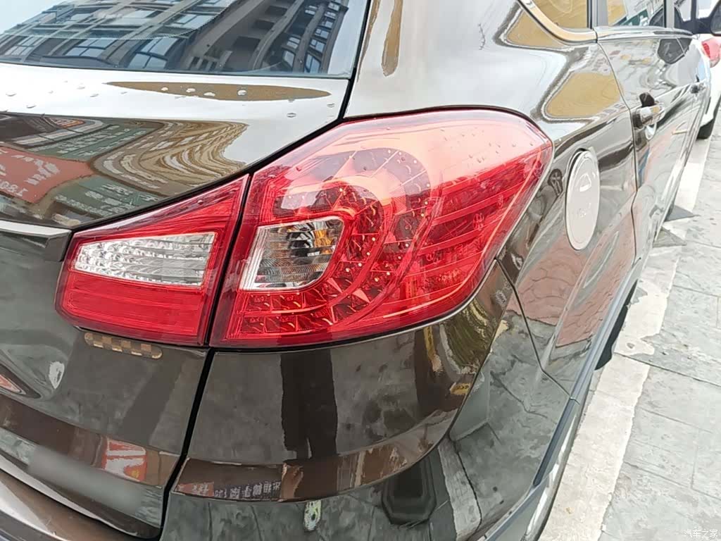 Chery 5, 2014 8