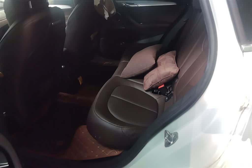 BMW X1, 2018 11
