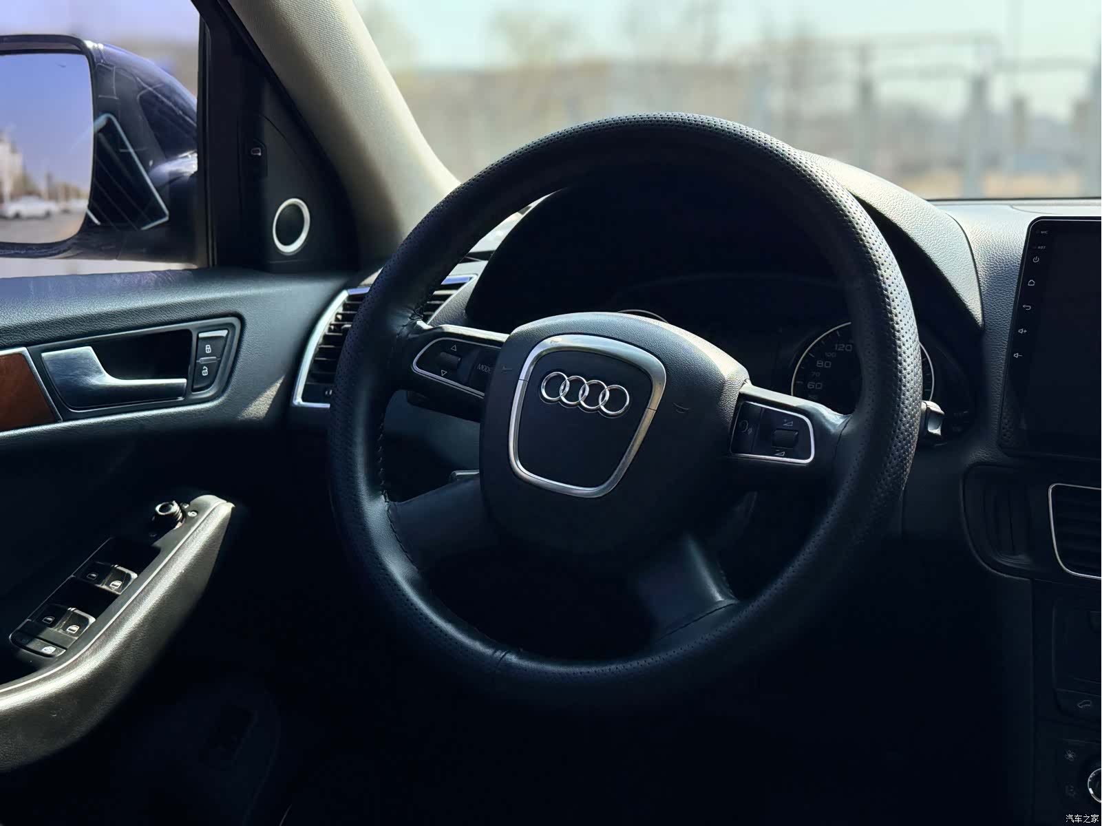 Audi Q5, 2011 28