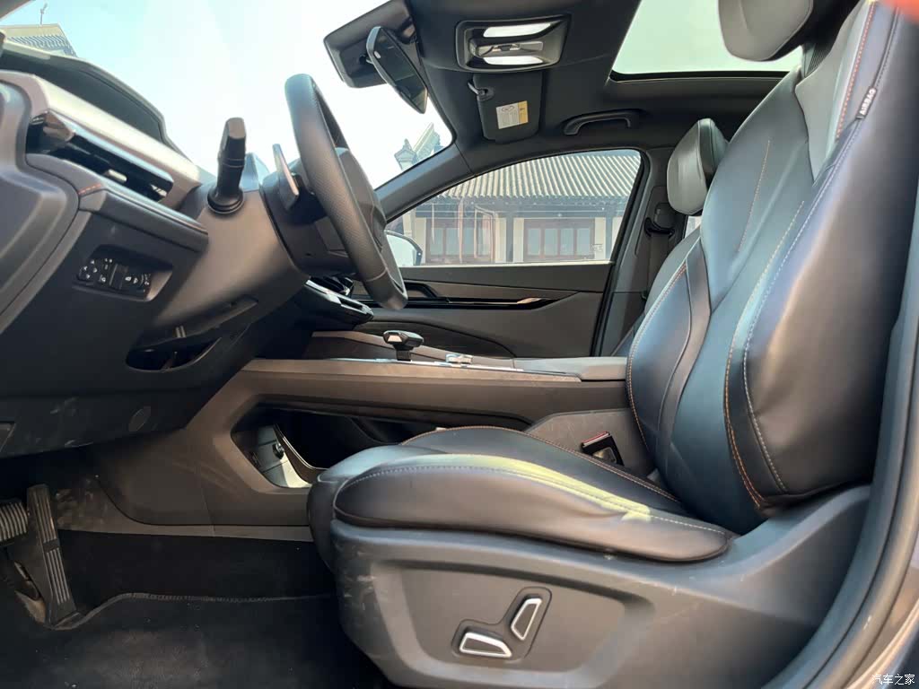 Changan UNI-V, 2022 8