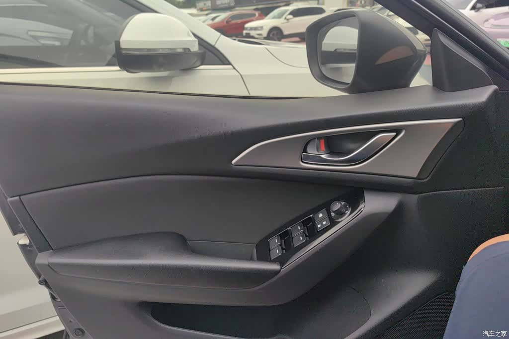 Mazda Mazda3, 2019 7