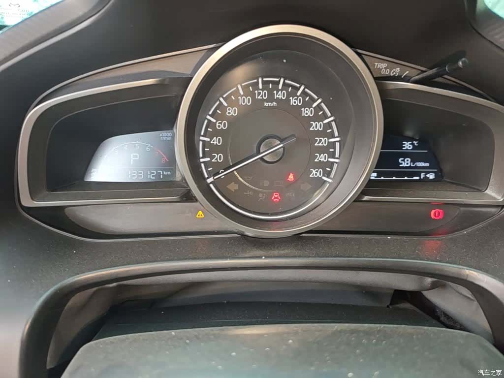 Mazda Mazda3, 2017 12