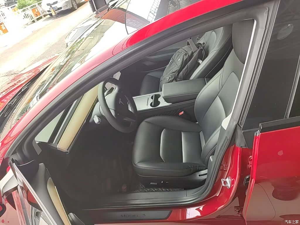 Tesla Model 3, 2022 15