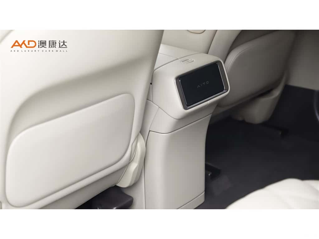 AITO M9, 2025 10
