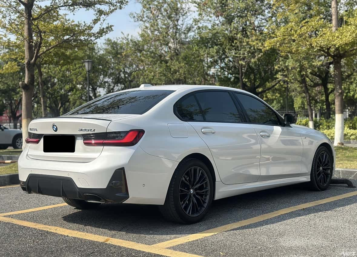 BMW 3 Series, 2024 11