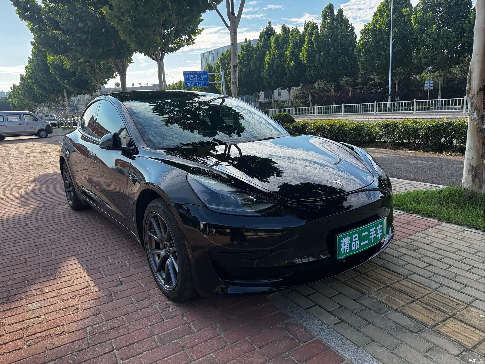 Tesla Model 3, 2022 3
