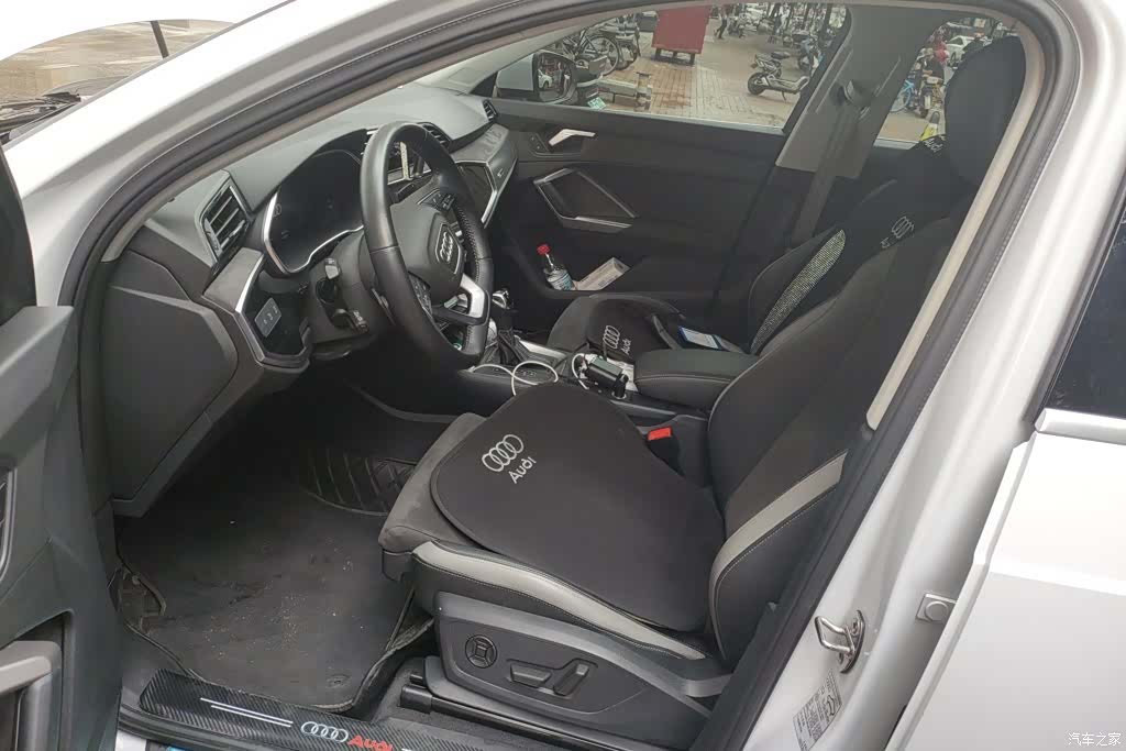 Audi Q3, 2022 9