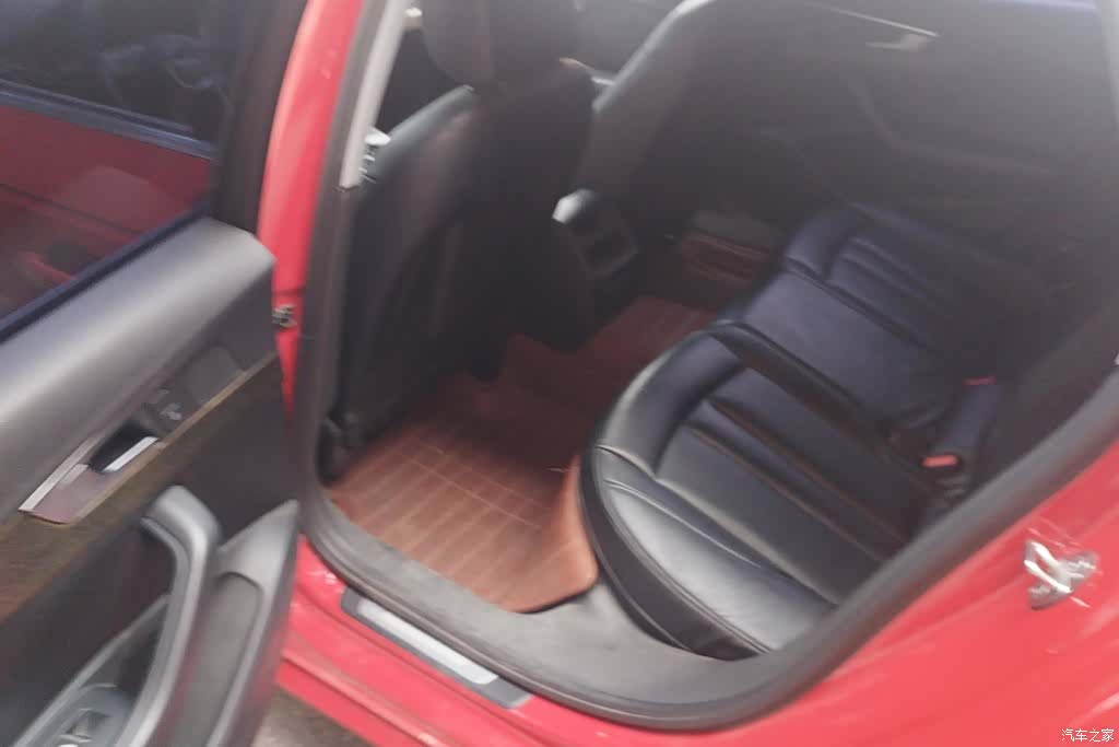 Audi A4L, 2017 11