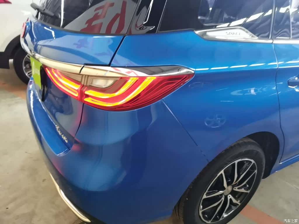 BYD Song, 2017 8