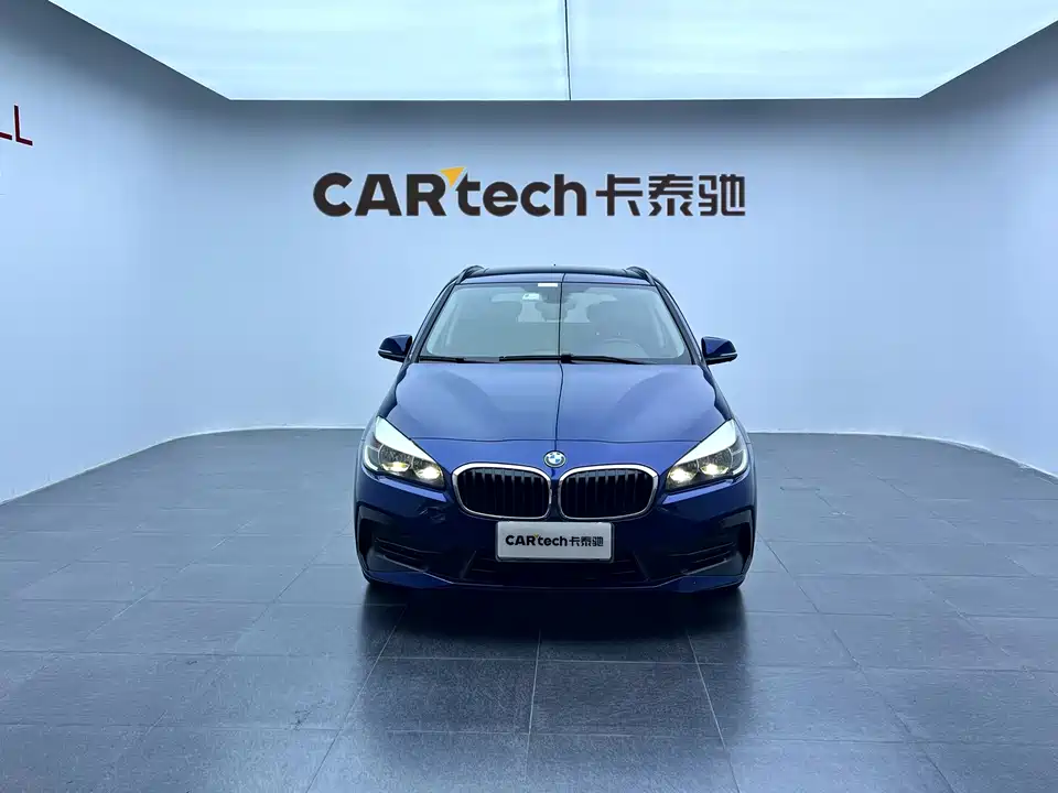 BMW 2 series station wagon