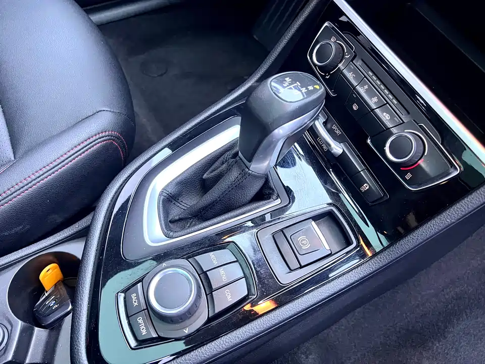 BMW 2 series station wagon