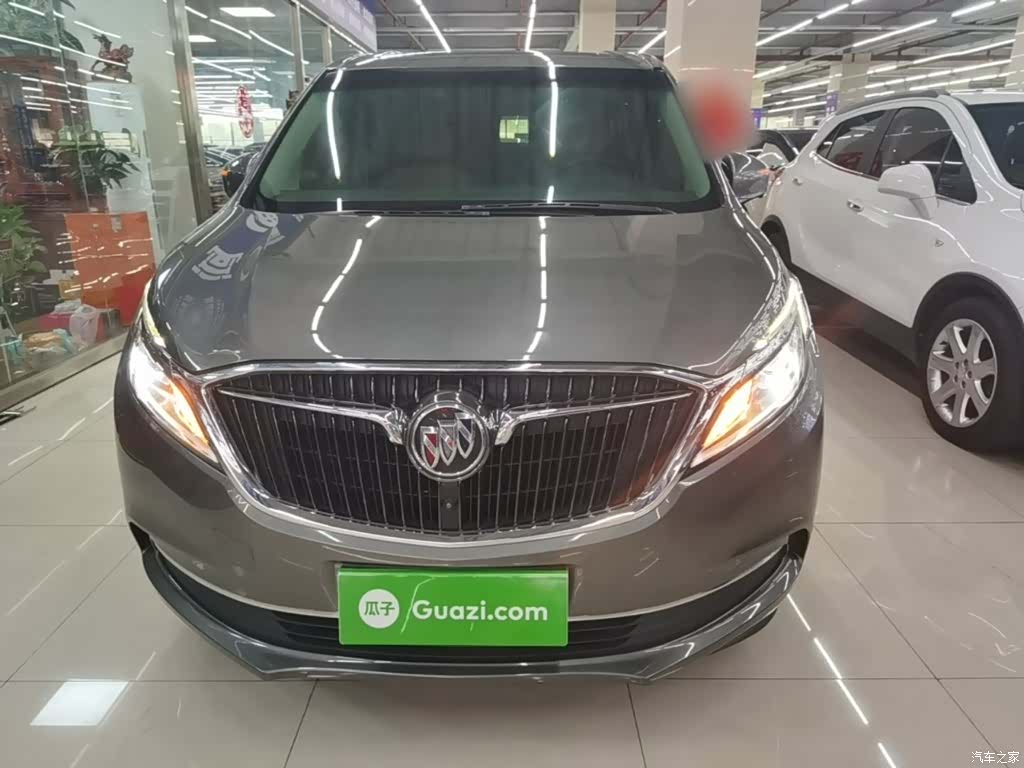 Buick GL8, 2020 3