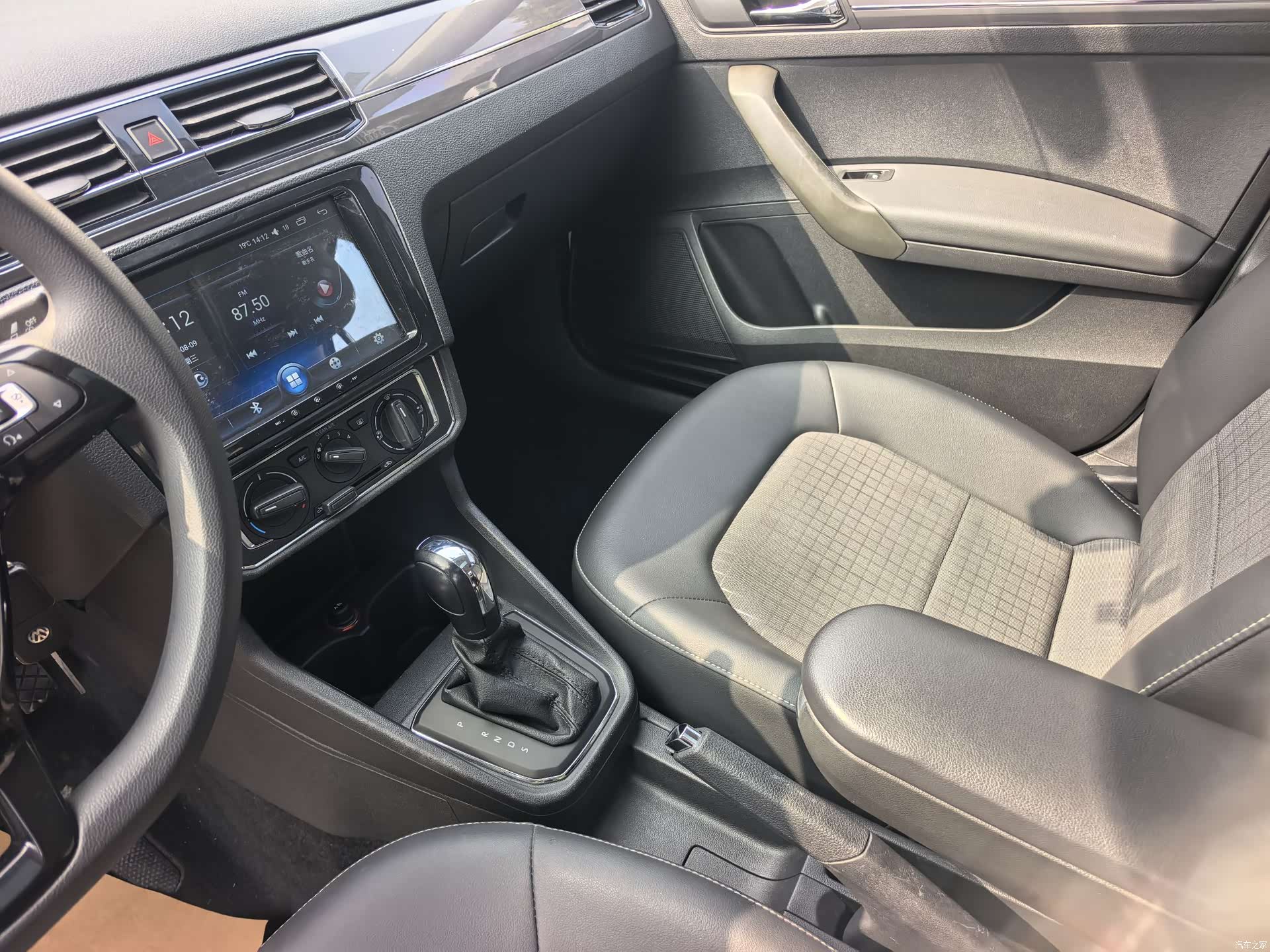 Volkswagen Santana, 2018 12