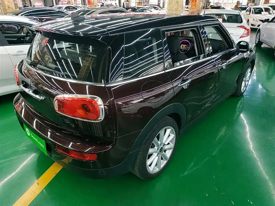 MINI CLUBMAN