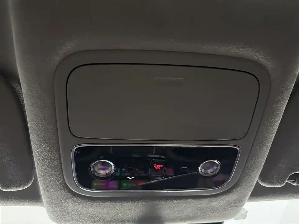 AITO Ask the world M9