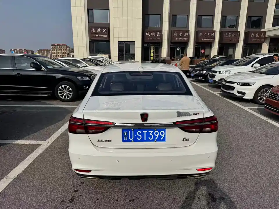 Roewe i6