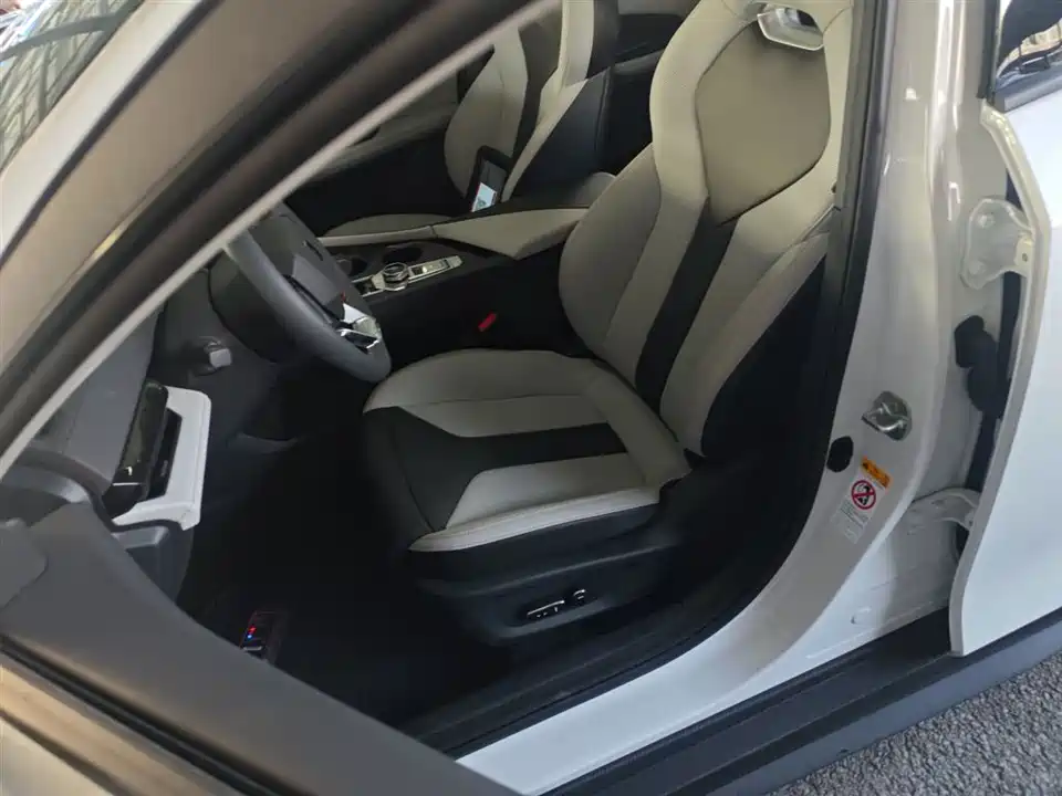 Changan UNI-V Smart iDD