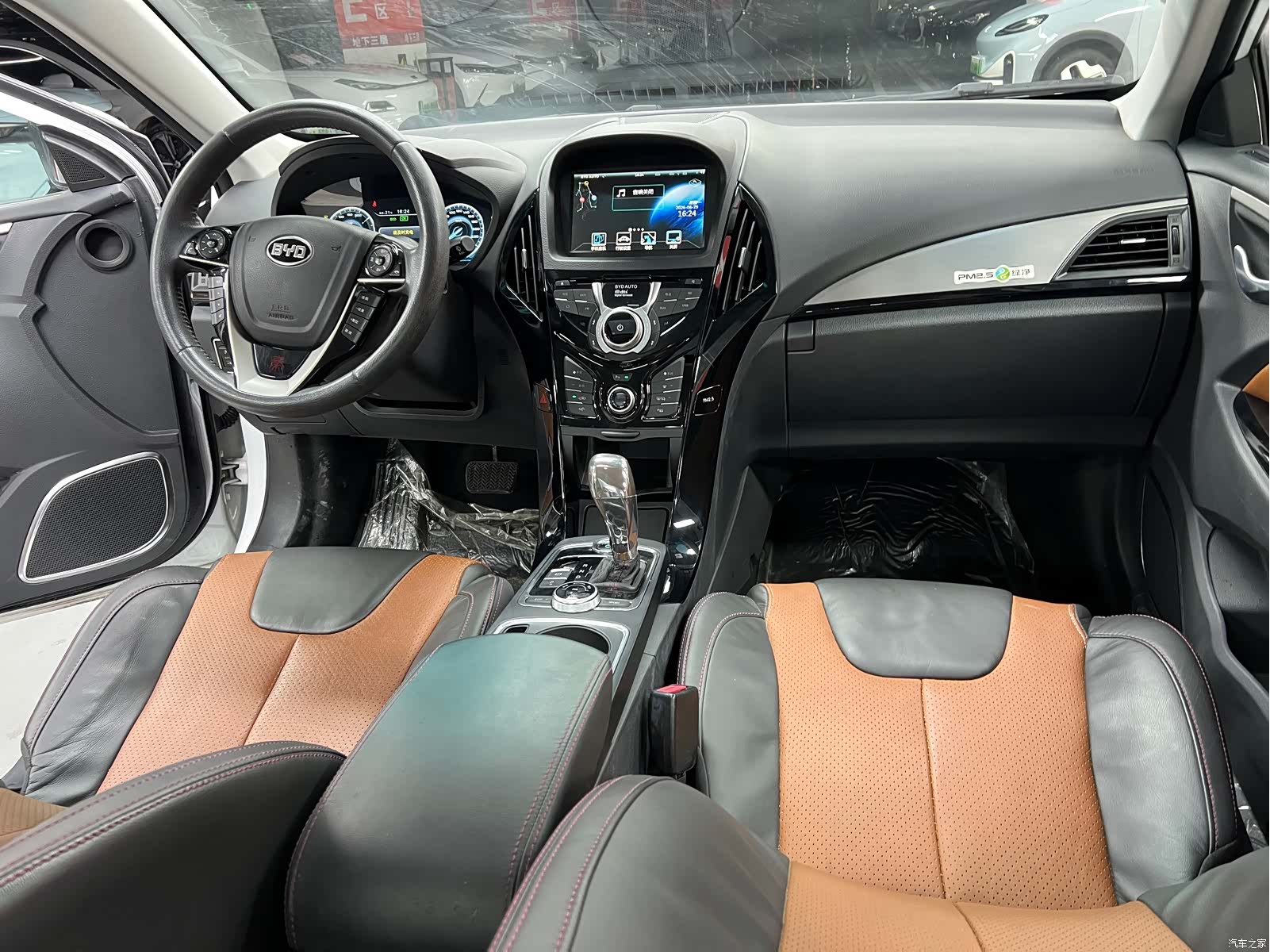 BYD Qin, 2016 12