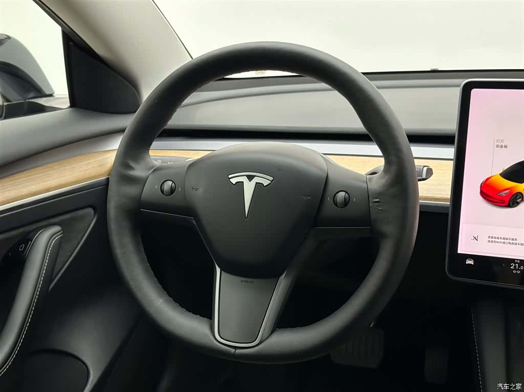 Tesla Model 3, 2021 12