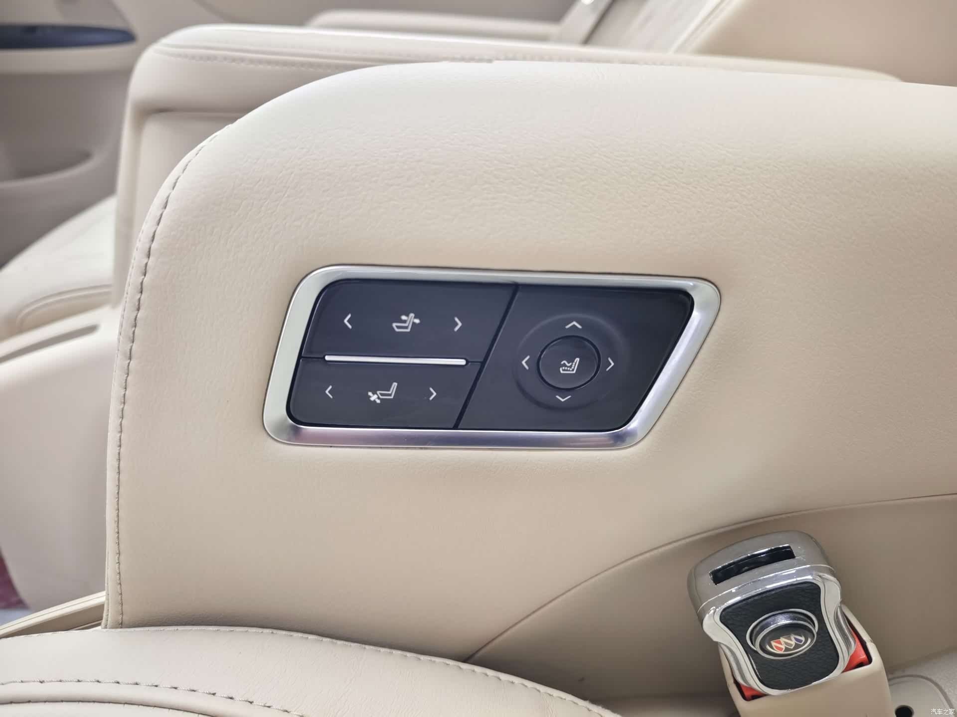 Buick GL8, 2022 17
