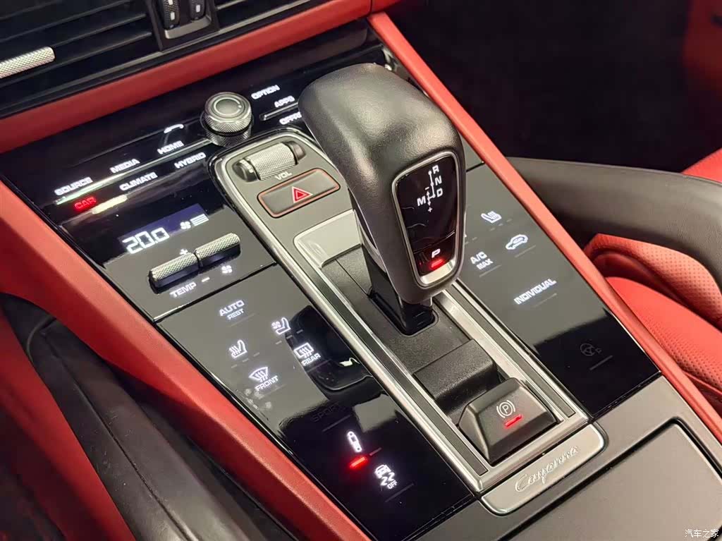 Porsche Cayenne, 2020 12