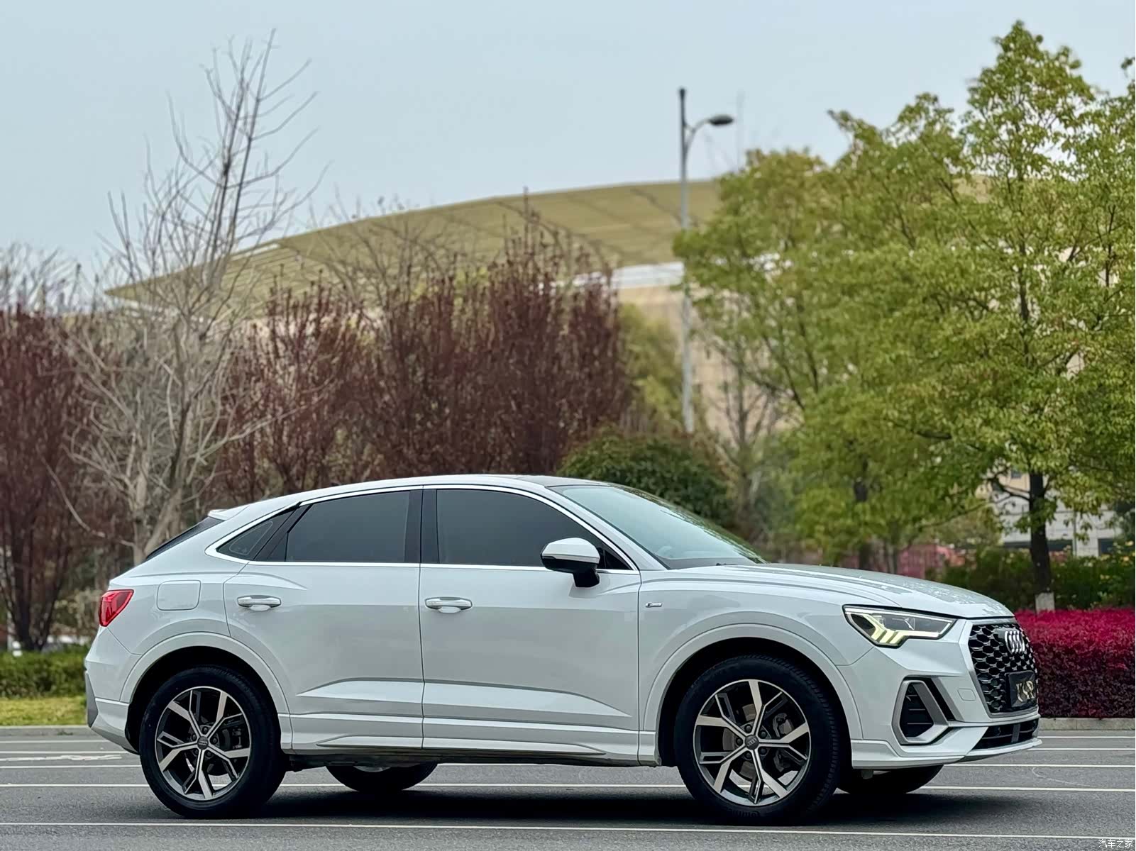 Audi Q3, 2021 3