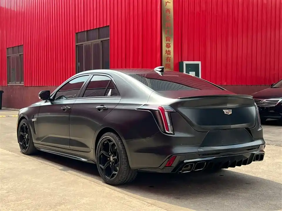 Cadillac CT4