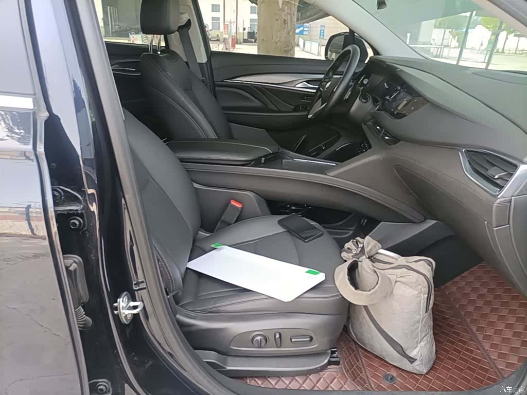 Buick Enclave, 2022 25