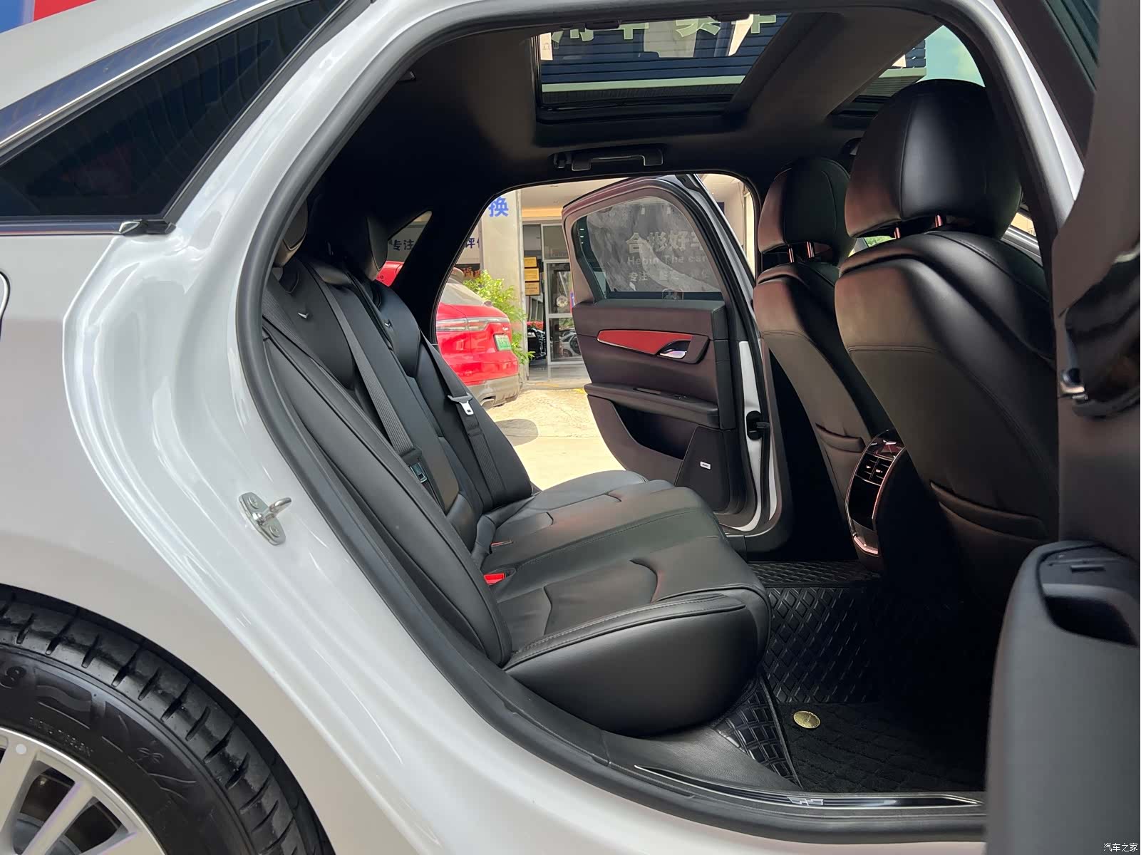 Cadillac CT6, 2023 4