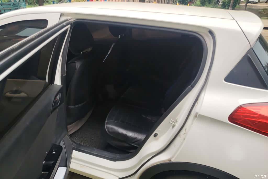 Wuling 310, 2020 11