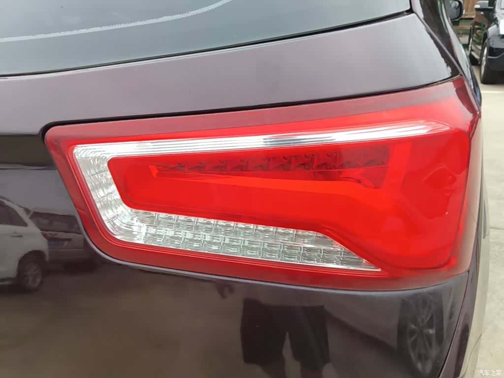 Wuling 560, 2016 8