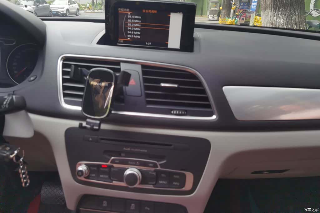Audi Q3, 2015 13