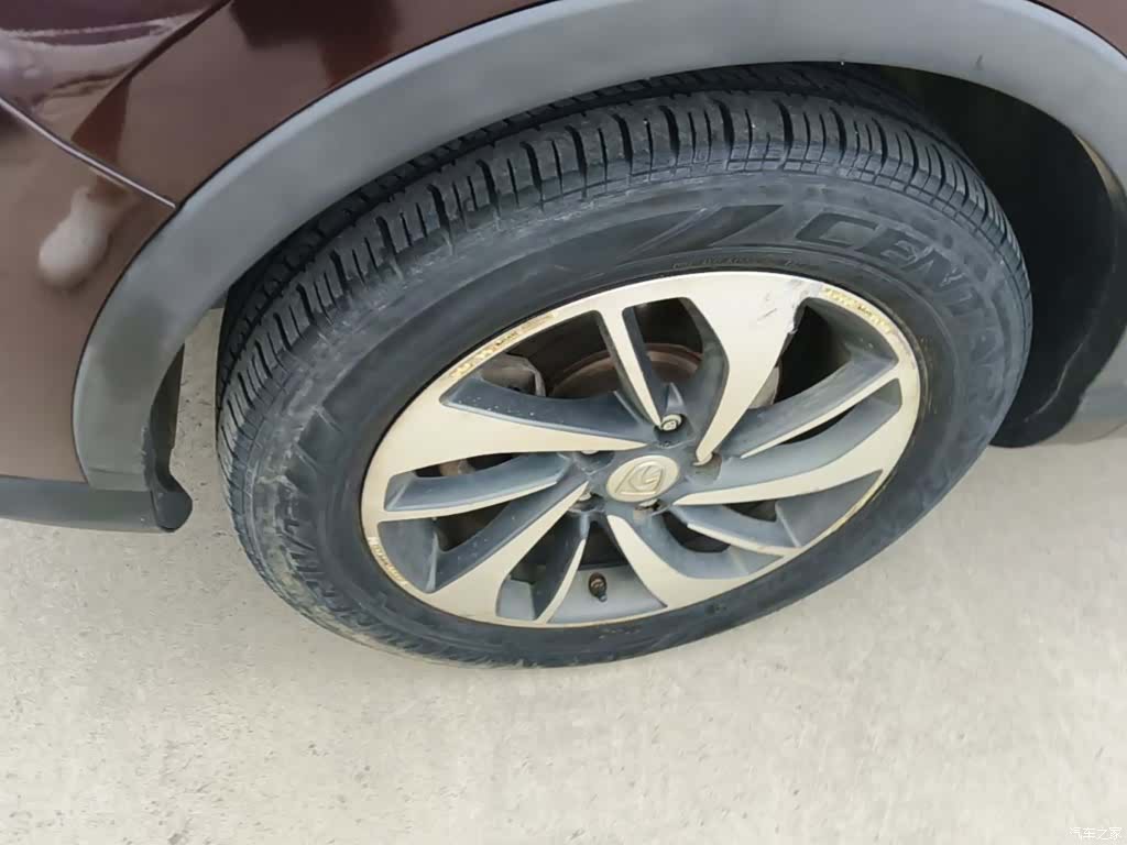 Wuling 560, 2016 23