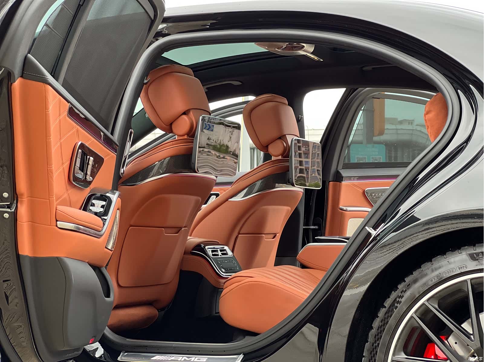 Mercedes-Benz S-Class, 2024 все фото