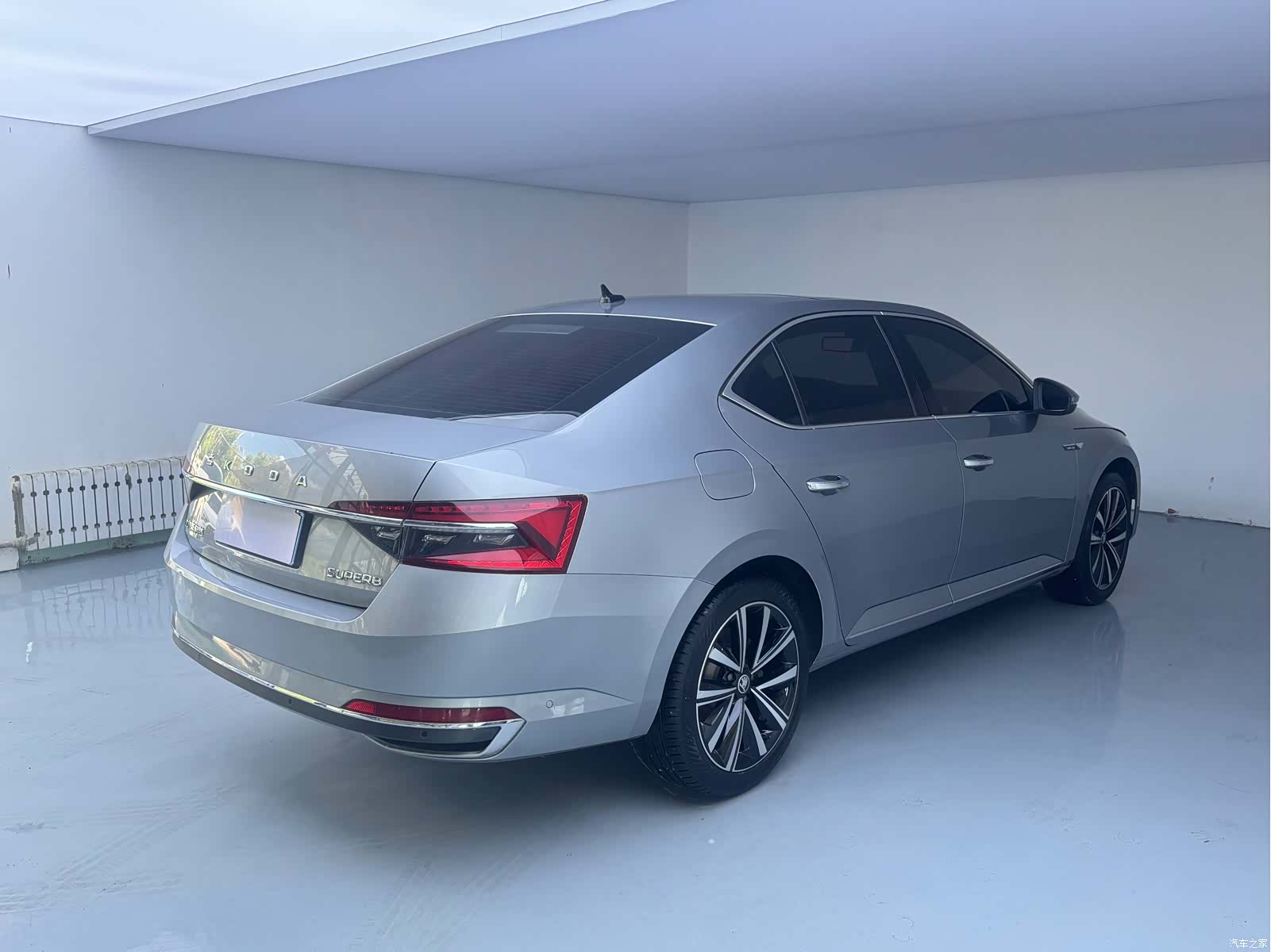 Skoda Superb, 2023 6