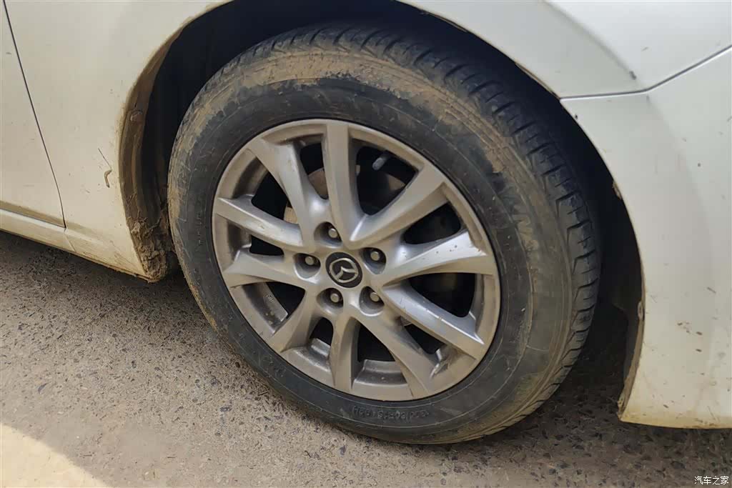Mazda Mazda3, 2016 6
