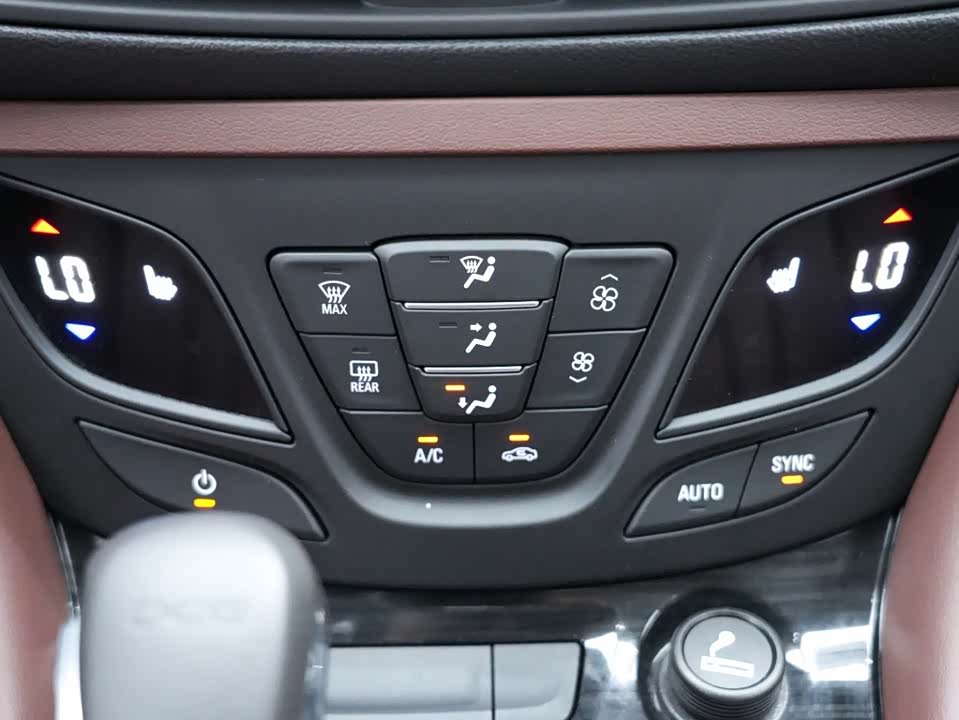 Buick Angkewei Plus Buick Angkewei Plus