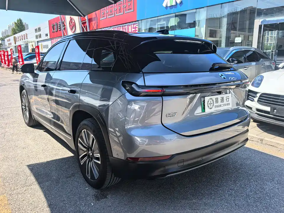 NIO ES7