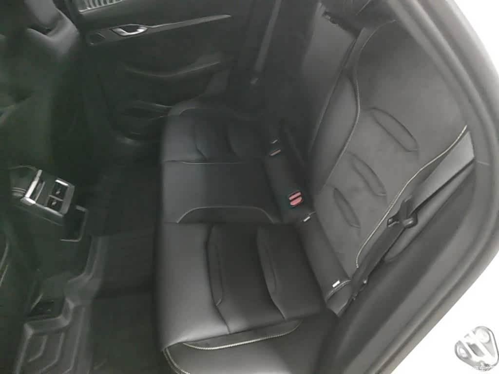 Geely Preface, 2024 17