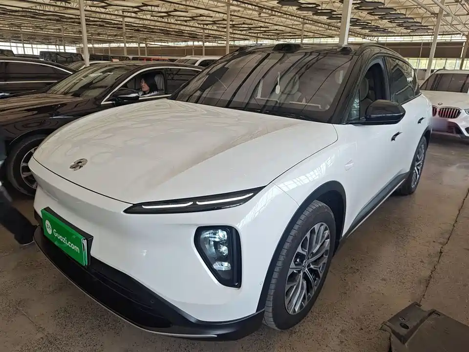 NIO ES6