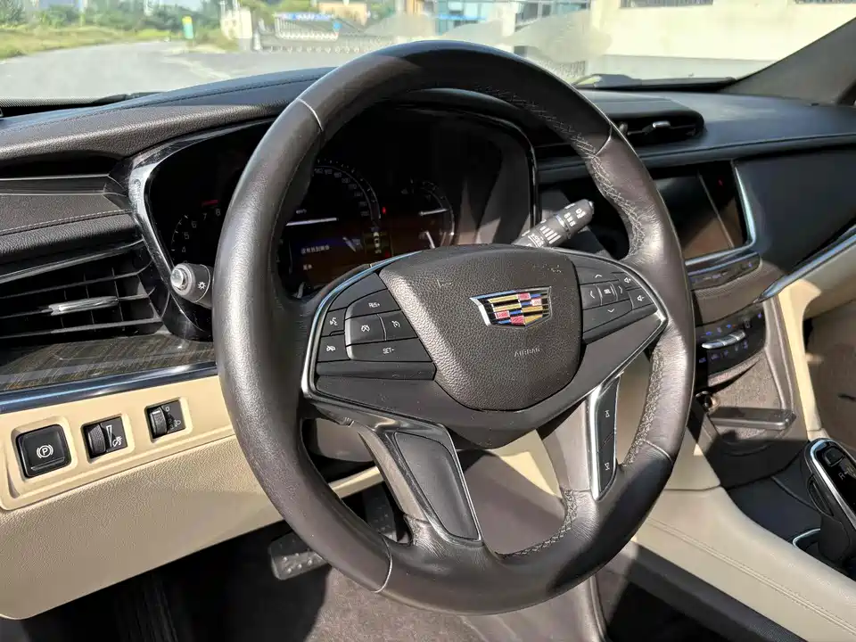 Cadillac XT5