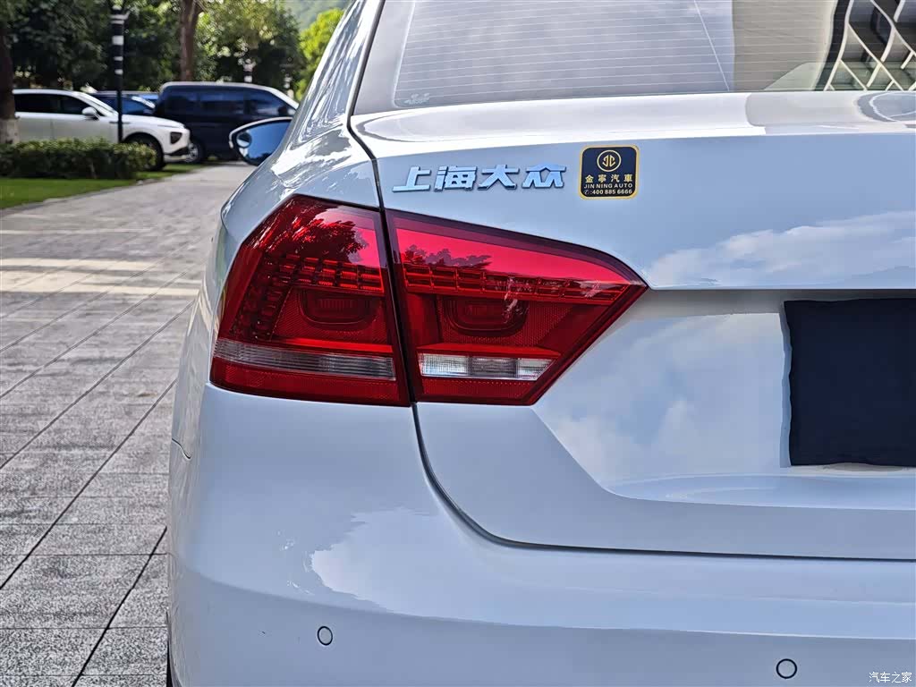 Volkswagen Passat, 2012 12